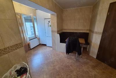 Apartament cu 2 camere decomandat în Central - 2