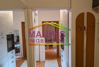 Mosilor / Eminescu / vis a vis de Bcr / et 4 / bl 1982 / - 8