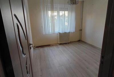 Apartament cu 3 camere decomandat în Rogerius - 5