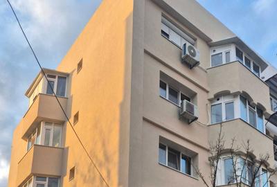Apartament cu 3 camere decomandat în Sârbi - 1