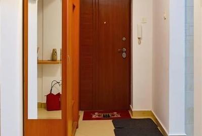 Inchiriere apartament  3 camere Lux  Unirii-Fantani - 3