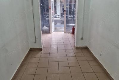 Spațiu comercial, de 19 mp, în Central - 2