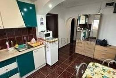 Apartament cu 3 camere decomandat, mobilat în Girocului - 1