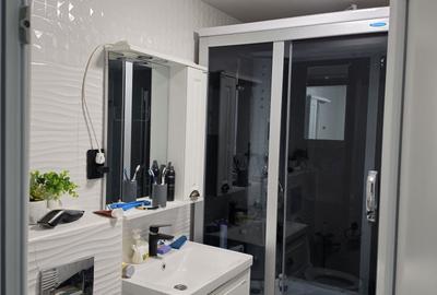 Apartament cu 2 camere decomandat în Jiu-Paroșeni - 3