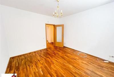 Vanzare apartament 5 camere demisol Televiziune - 1