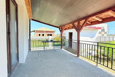 Casă cu 4 camere în Prelungirea Ghencea