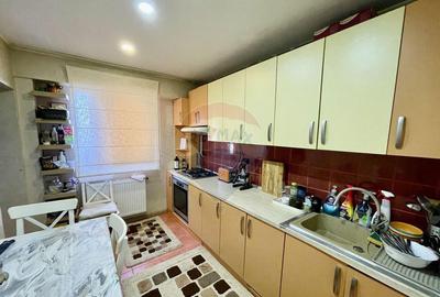 Apartament cu 4 camere de vanzare in zona Central - 9