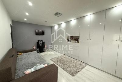 Apartament cu 2 camere decomandat în Teiu - 4