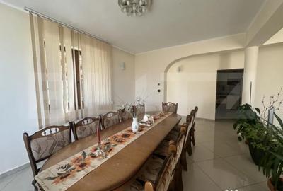 Casă cu 4 camere cu Teren 853 Mp în Păulești - 6