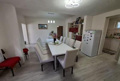 Str. Valea Borcutului (zona plana)- casa pe parter, renovata recent, teren 800 mp - 2