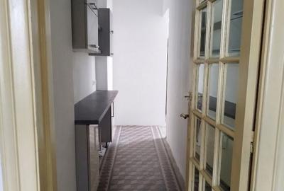 Apartament cu 3 camere în Moșilor - 1