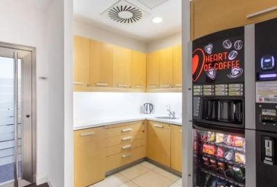 Spațiu comercial, de 5 mp, în Universitate