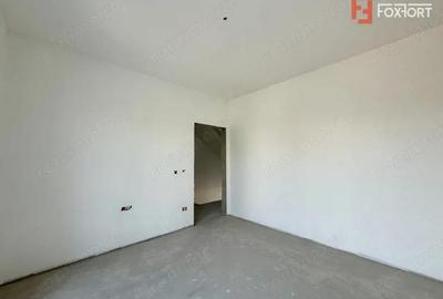 Triplex cu 4 camere, 115 mp, 3 bai - Zona Sacalaz - 8