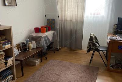 Vand apartament 3 camere, direct proprietar - 2