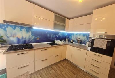 Aria Bran,  Proprietate cu teren de 725 mp, la strada principala - 2