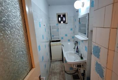 280 euro.Ap.cu 2 camere Et 3  cu centrala proprie Zona Dacia - 9