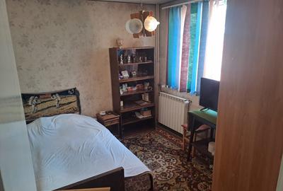 Titan-Liviu Rebreanu, bloc reabilitat, etaj 3/4, liber - 10