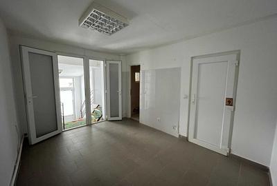 Spațiu comercial, de 78 mp, în Central - 1