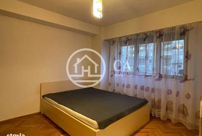 Apartament cu 3 camere decomandat în Nufărul - 12