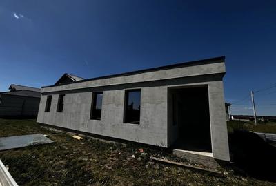 Casă cu 3 camere în Fântânele - 1