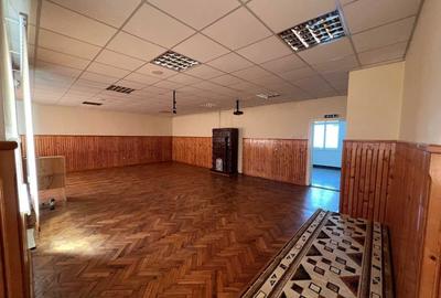 Casă cu 3 camere în Central - 6