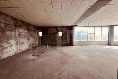 Spatiu comercial, 200 mp, open space - 3