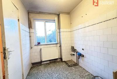 Apartament cu 2 camere semidecomandat în Cetății