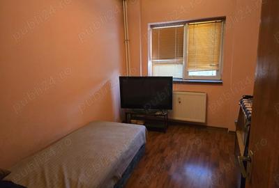 Apartament cu 3 camere decomandat în Lacul Tei