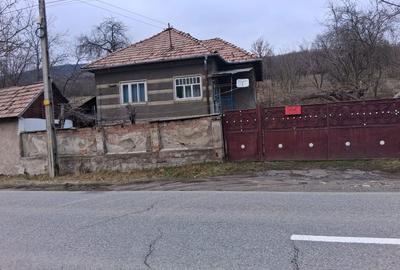 Casă cu 2 camere în Poiana Ampoiului - 1