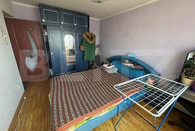 Apartament de vanzare, cu 3 camere, zona Micro 5 - 5