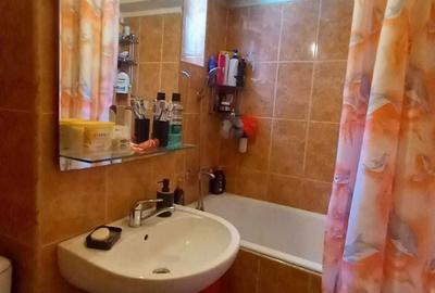 Apartament cu 3 camere decomandat în Central - 3