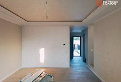Duplex cu 5 camere cu Canalizare în Moșnița Nouă - 3