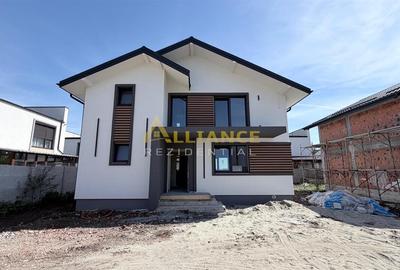 Casă individuală cu 5 camere cu Teren 259 Mp în Berceni