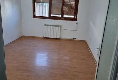 Garsonieră decomandată, mobilată în Țiglina 1 - 3