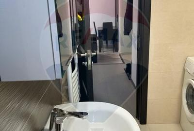 Apartament cu 2 camere decomandat, mobilat în 1 Mai