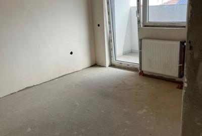 Apartament cu 3 camere, 66 mp, 2 balcoane, zona Terra - 4