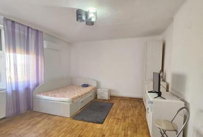 Garsoniera ultracentral, mobilata si utilata, 250 euro - 3