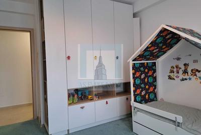 Apartament cu 3 camere decomandat, mobilat în Tractorul - 8