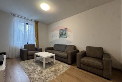 Apartament cu 2 camere semidecomandat, mobilat în Dorobanți