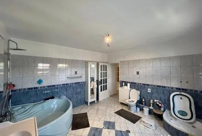 Casă cu 5 camere cu Teren 947 Mp în Aradul Nou - 4