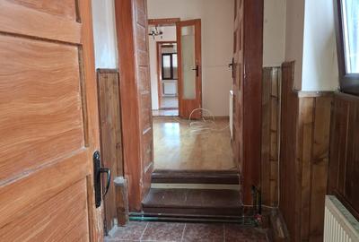 Casă individuală cu 4 camere în Prejmer