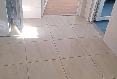 Apartament cu 2 camere decomandat în Micro 19 - 7