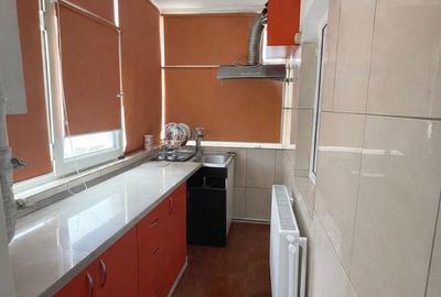 Apartament cu 2 camere decomandat în Central - 2