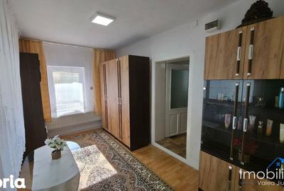 Casă cu 4 camere cu Teren 268 Mp în Central - 5