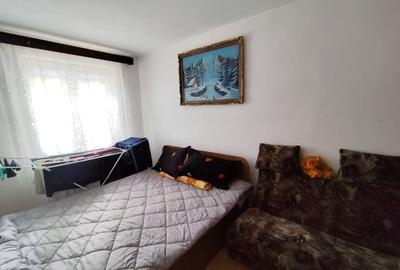 Apartament cu 2 camere semidecomandat, mobilat în Cugir - 1
