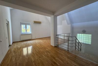 Vila clasica, spatioasa,  piscina, mobilata, langa Britsh School - 19