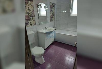 Apartament cu 3 camere semidecomandat, mobilat în Florești - 8