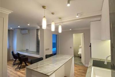 Apartament cu 3 camere circular, mobilat în Central