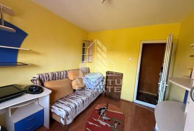 Apartament cu 4 camere decomandat în Lipovei - 8
