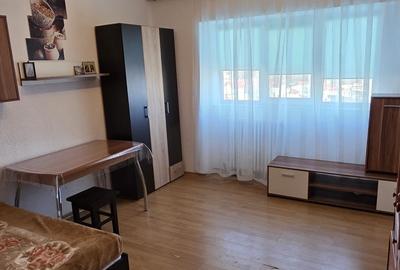 350euro/luna, apartament 1 camera, Bdul Independentei UMF - 3
